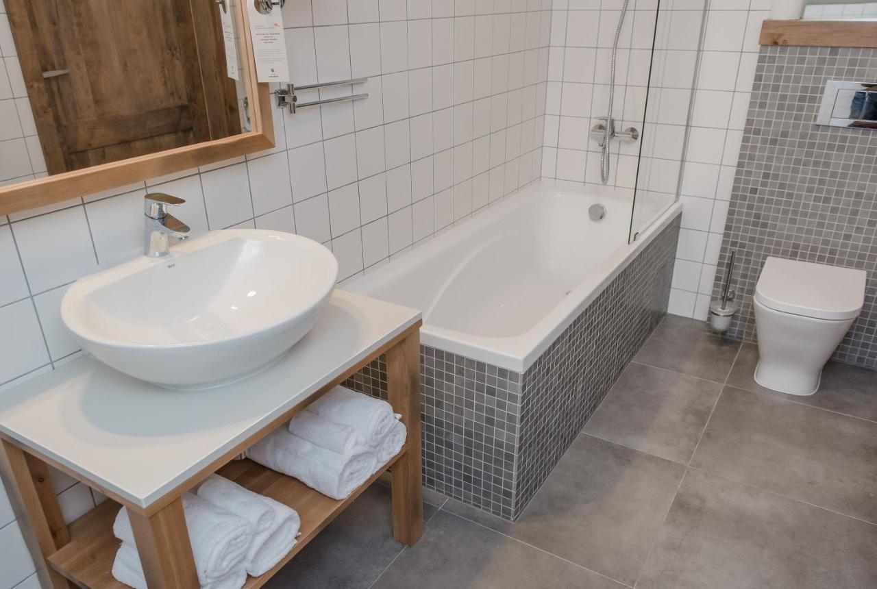 Hotel Naturum Milicz Eksteriør billede